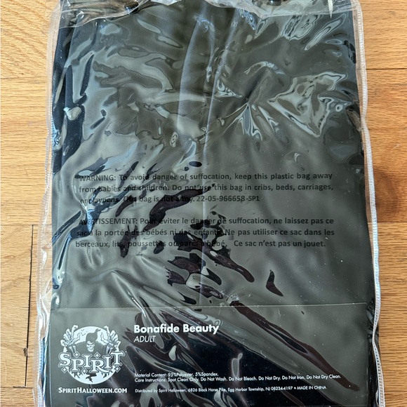 Spirit Halloween Bonafide Beauty Skeleton Costume - Picture 2 of 4